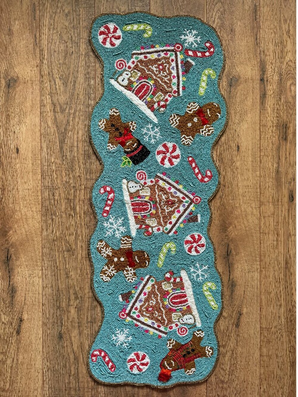 NWT World Market BEADED gingerbread house men Table Runner 13in x 36in NEW blue